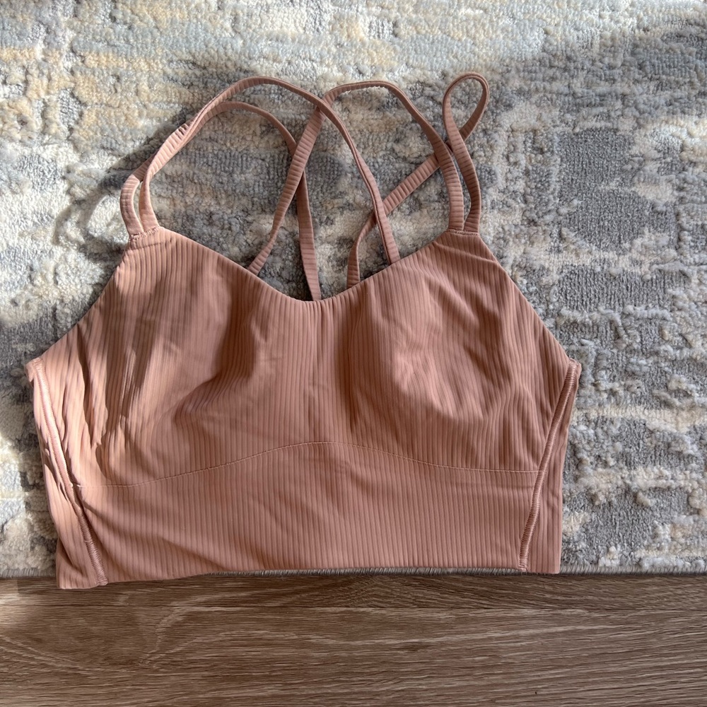 Lululemon like a cloud bra